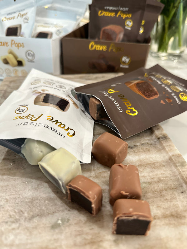 Sample Box | 4 Bags of Milk Chocolate & 4 Bags of White Chocolate